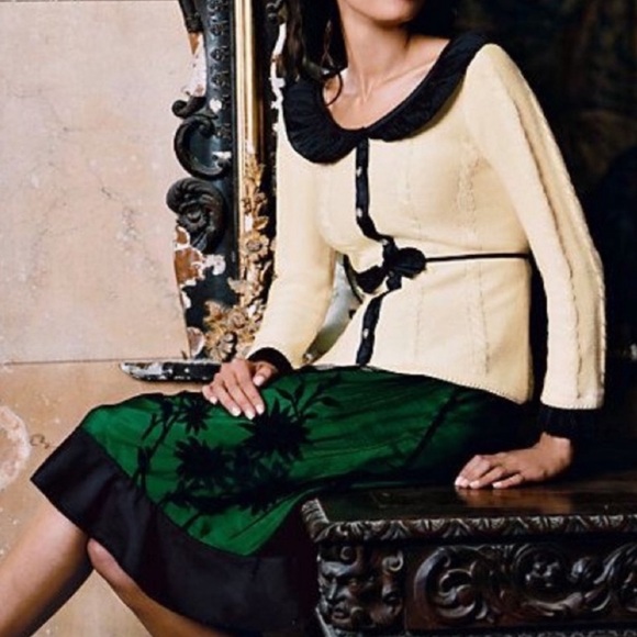 Anthropologie Dresses & Skirts - NWOT RARE Anthropologie Lithe Lyceum Green & Black Floral Appliqué Skirt